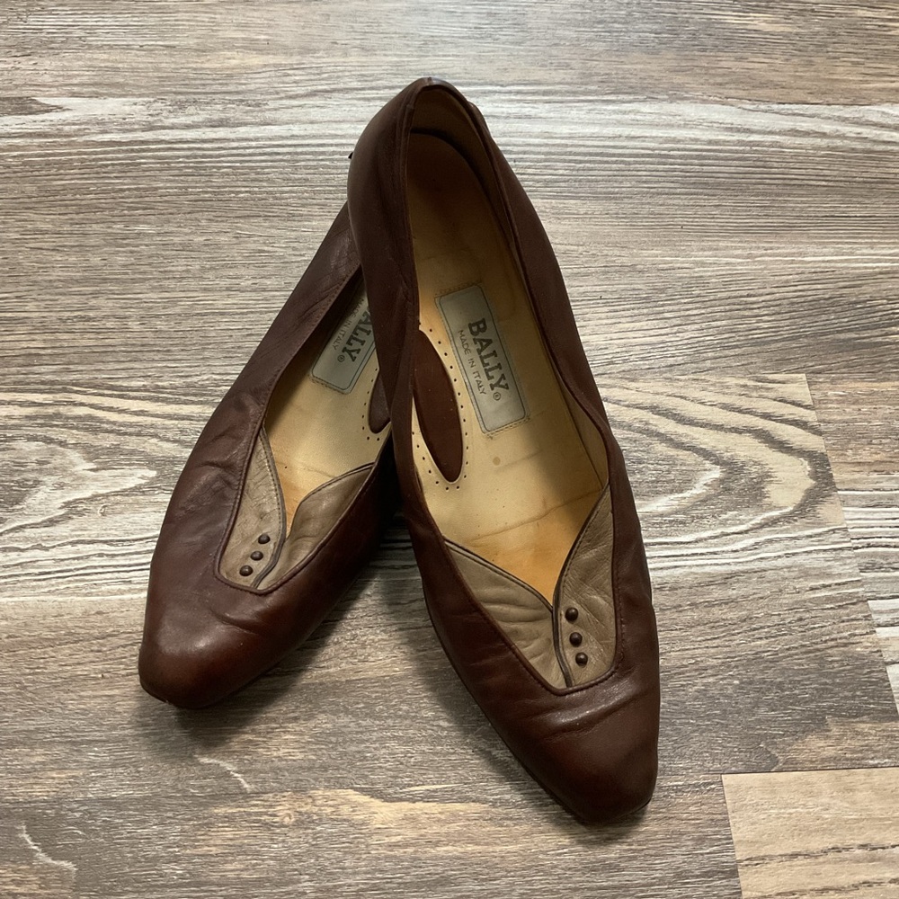 Bally Vintage Leather Loafer Pump Brown and Taupe 10